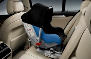 Lapseistme paigaldamine autosse: reeglid ja soovitused