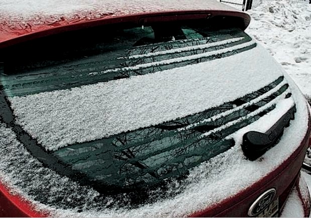 Auto tagaklaasi soojendus: mida teha, kui tagaklaasi soojendus ei tööta