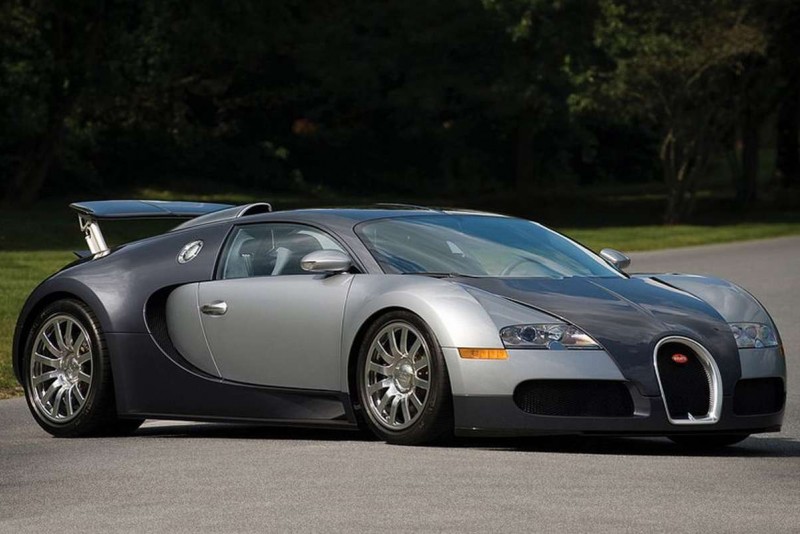 Fotod 1500-hobujõulisest Bugatti Chironist