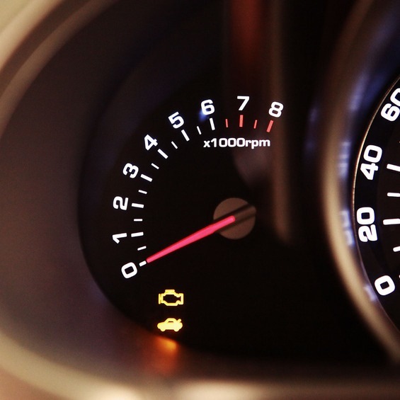 23 tõelist viisi oma auto kütusesäästu vähendamiseks