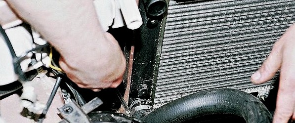 Kuidas parandada auto jahutusradiaatorit