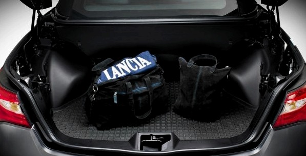 Lancia Flavia 2013: Euroopa Ameerika