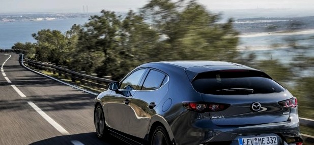 Mazda 3 kütusepaagi maht