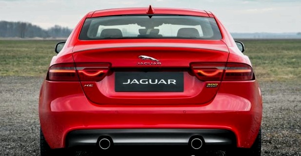 Jaguar XE 300 Sport 2019: mudeli eriversioon