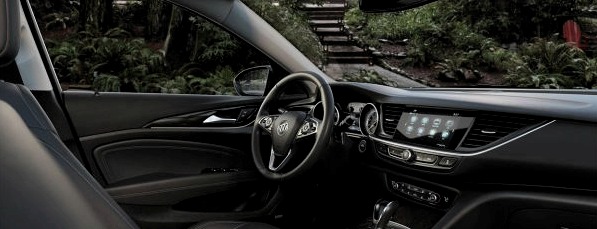 Arvustage Buick Regal 2017-2019 - tehnilised andmed ja fotod