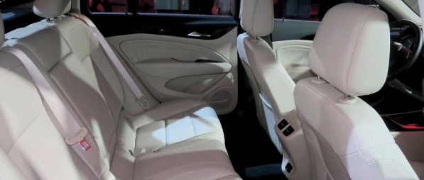 Arvustage Buick Regal 2017-2019 - tehnilised andmed ja fotod