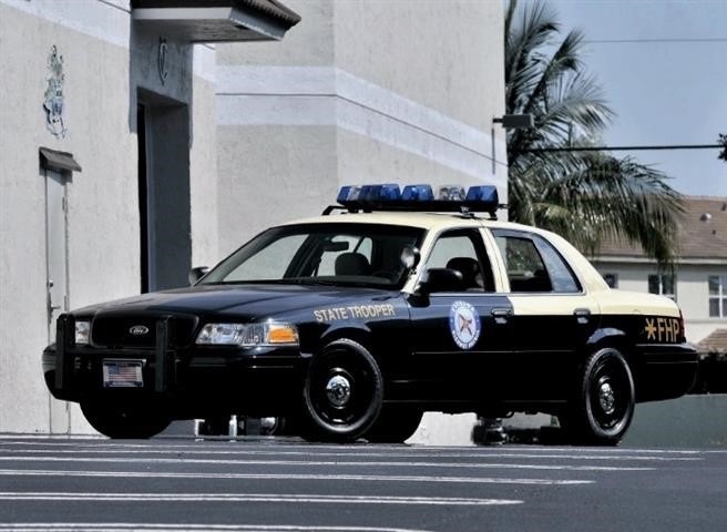 Viis põhjust, miks Ameerika politsei armastab Ford Crown Victoriat