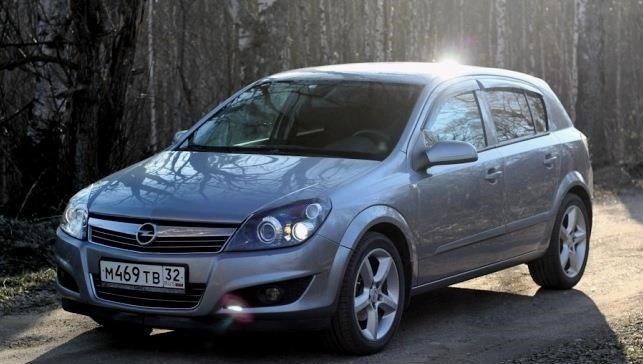 TOP-5 välismaist autot 350 000 rubla eest järelturul