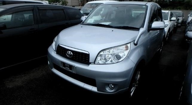 Toyota Rush – mini Land Cruiser Prado?